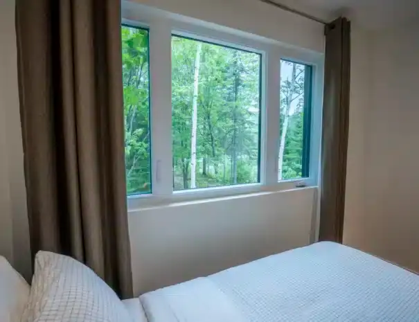 Chalet haut de gamme avec expérience thermale complète à St-Côme dans Lanaudière - Chambre avec 2 lits simples au 2e