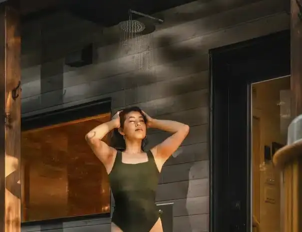 Chalet à louer avec spa et sauna privé - douche froide extérieure à l'année