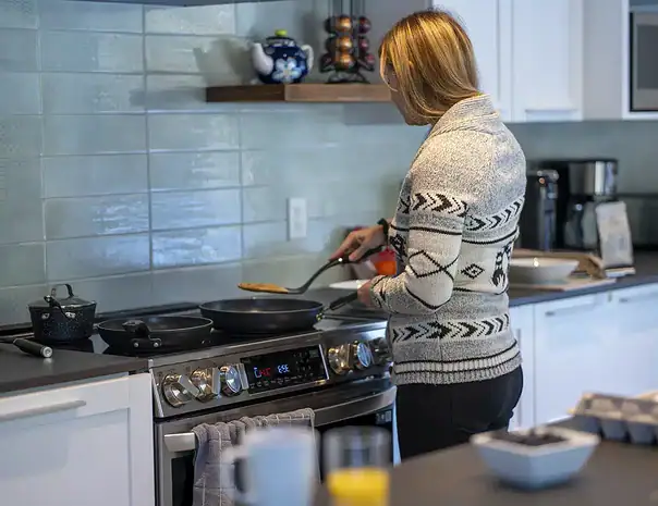 Chalet avec expérience thermale privée au bord de l'eau - Grande cuisine tout équipée
