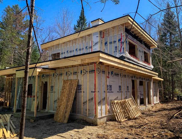 Chalet bien isolé avec expérience thermale complète et privée dans Lanaudière